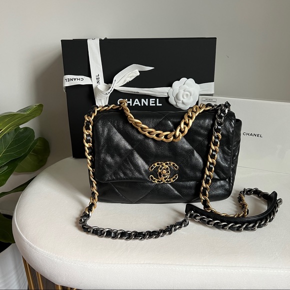 🖤 SOLD🖤 Chanel 19 small bag - Picture 13 of 13